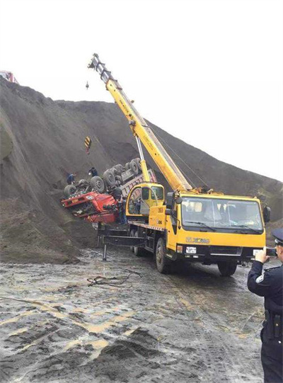 谢家集区上犹道路救援